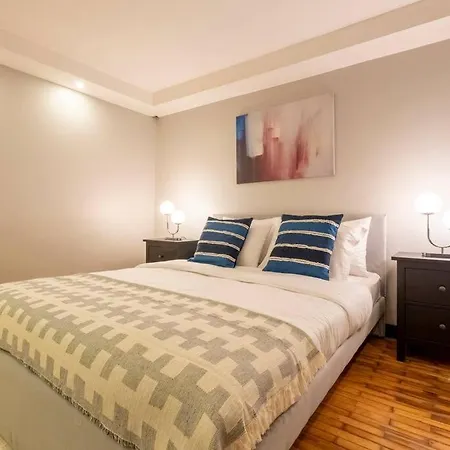 Stylishly Decorated Fourlex House Estambul